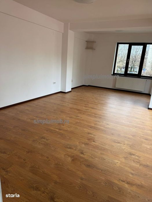 Spatiu birou cladire birouri Metrou Iancului