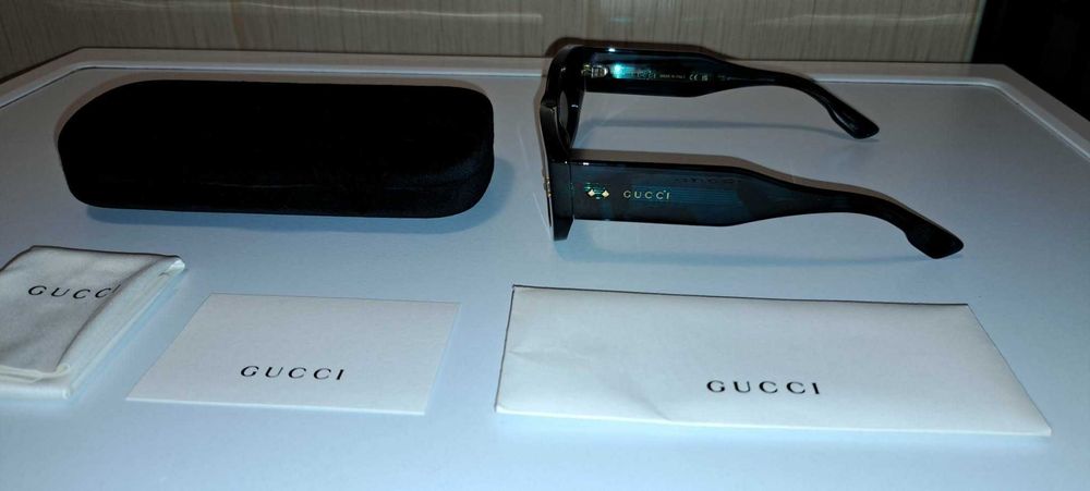Ochelarii soare de lux Gucci Italia pt Dama produs nou cu eticheta