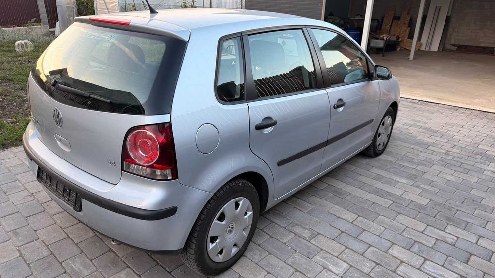 VOLKSWAGEN Polo 0 — imagine 4