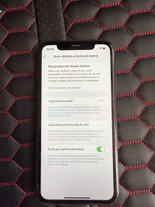 Vand iPhone 11 in stare buna