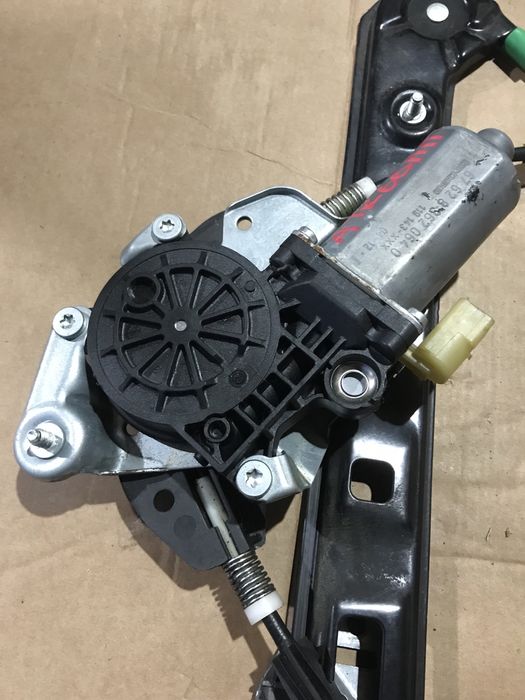 Электростеклоподьемник бмв е46