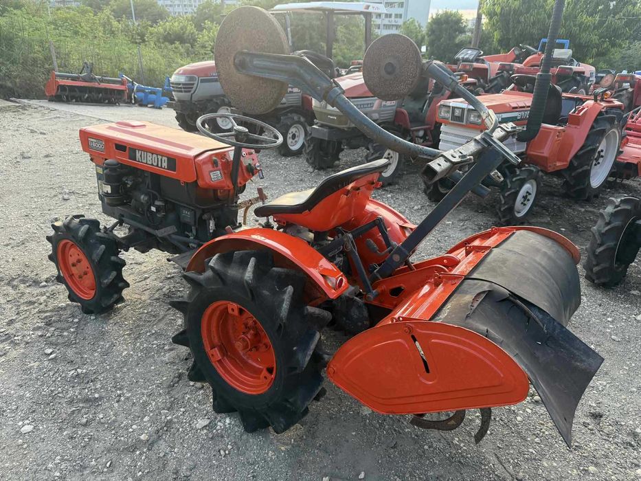 Трактор KUBOTA B6000 4x4