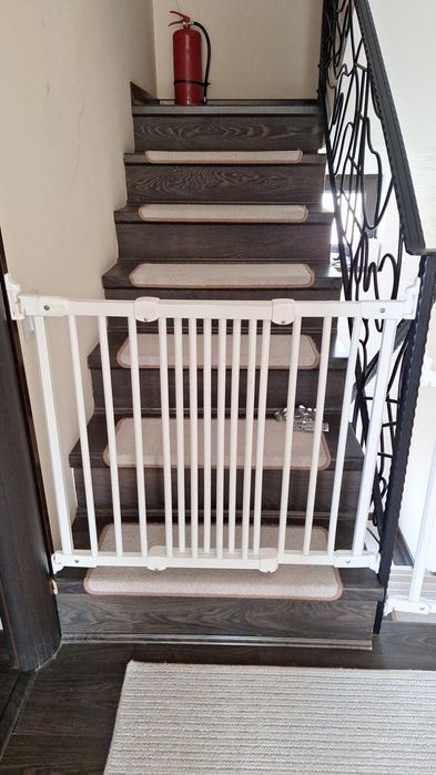 Porti siguranta scari, bebelusi