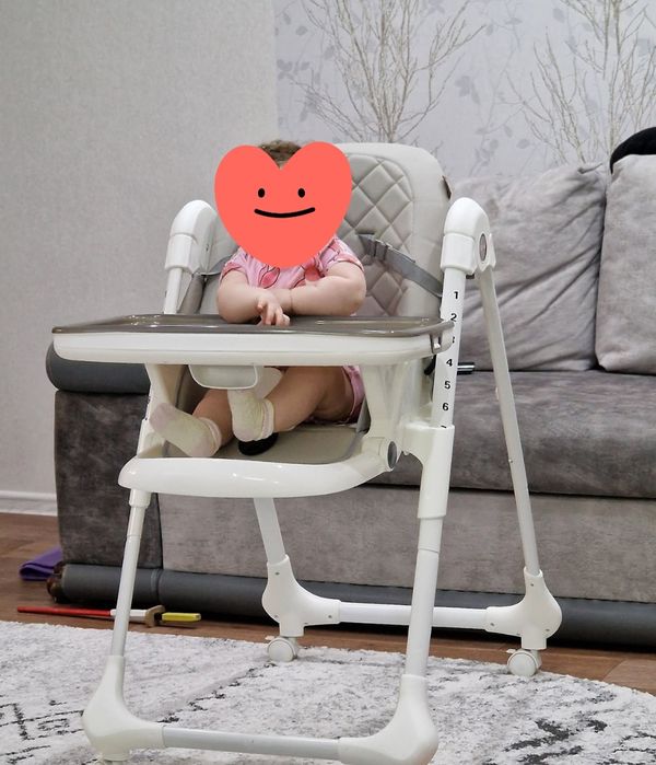 Продам стульчик-шезлонг для кормления