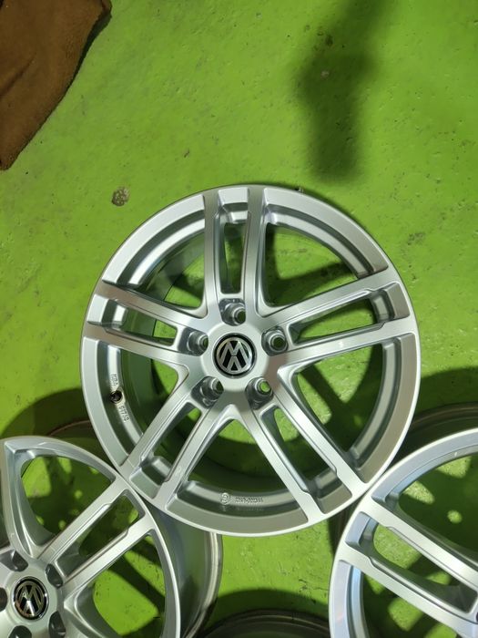 17 5x112 Vw Skoda лети джанти 5х112 шкода 7j et 45