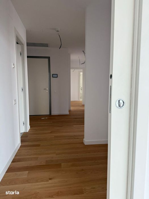 Apartament 4 camere-150mp Up-Site