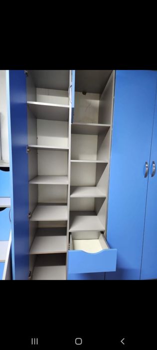 Продам спальный гарнитур