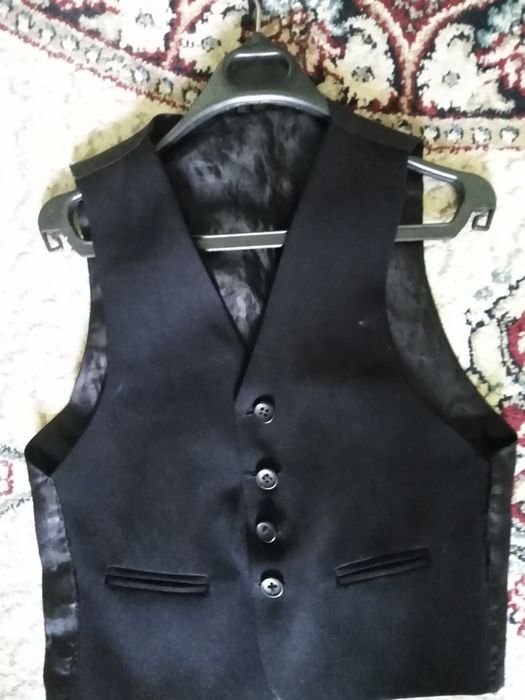 Детский костюм сатылады