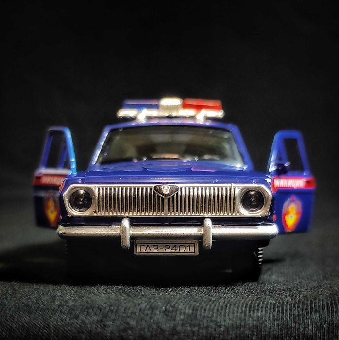 Автомодель Волга ГАЗ-2401 «Милиция МВД СССР»