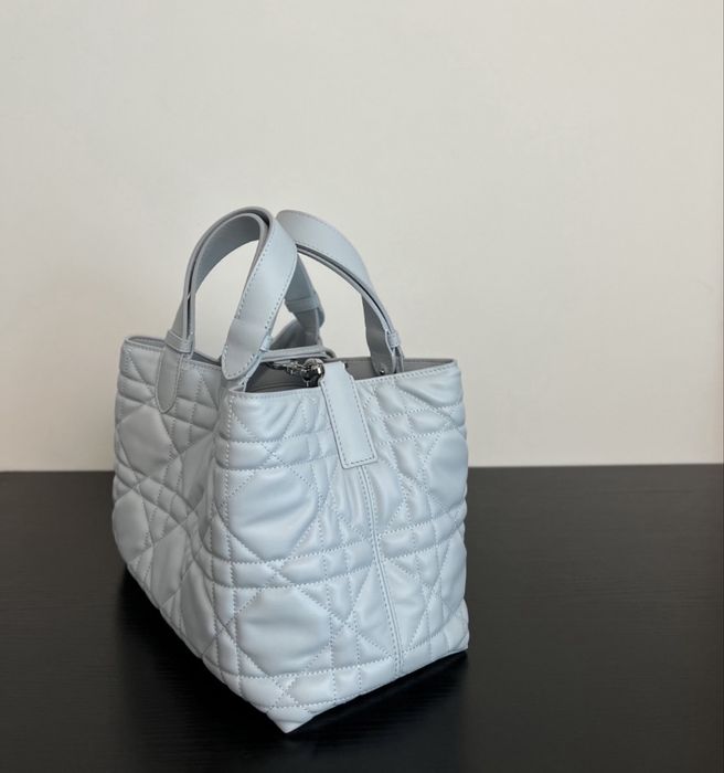 Dior чанта като нова