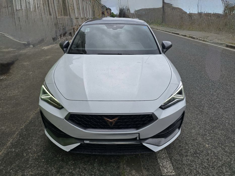 Faruri,volan,navigatie,interior seat cupra formentor 1.5tsi