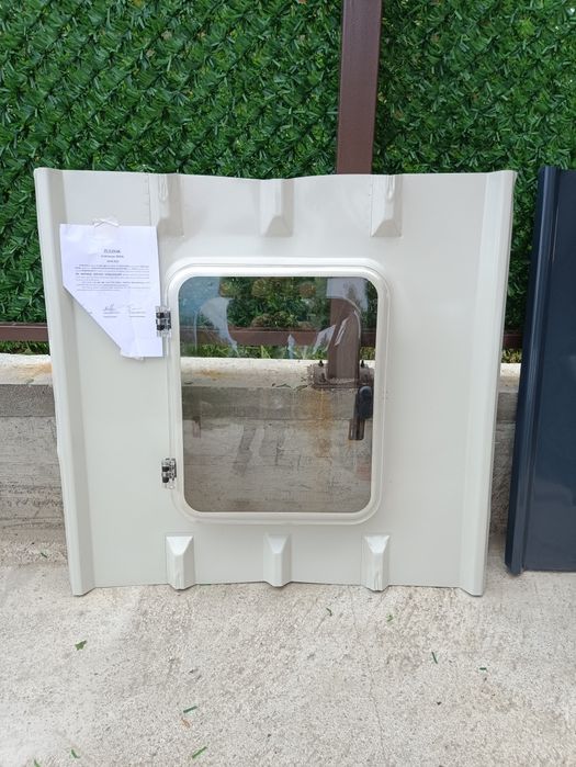 Изход за покрив за сандвич панел.