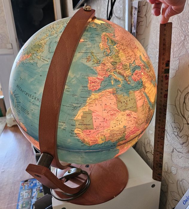 Продам лампа глобус