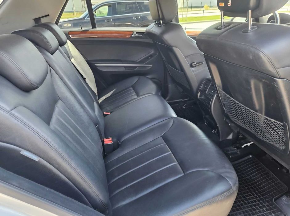 Mercedes-Benz ML 350