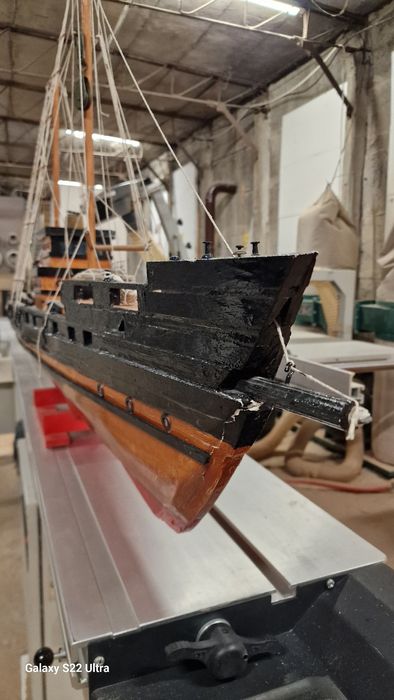 Макет на товарен кораб