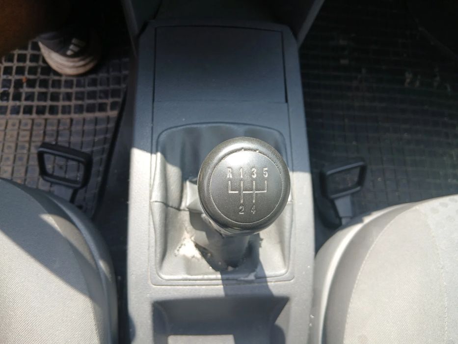 Volkswagen Polo (9N) [Fabr 2001-2008]
