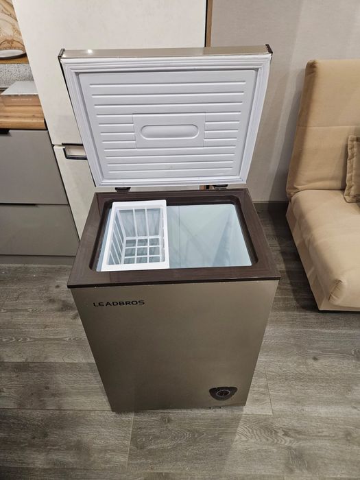 Продам  морозильую камеру