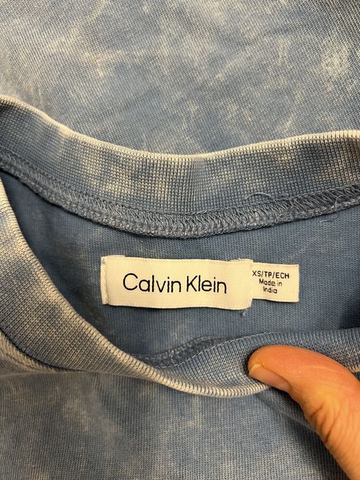 Майка Calvin Klein