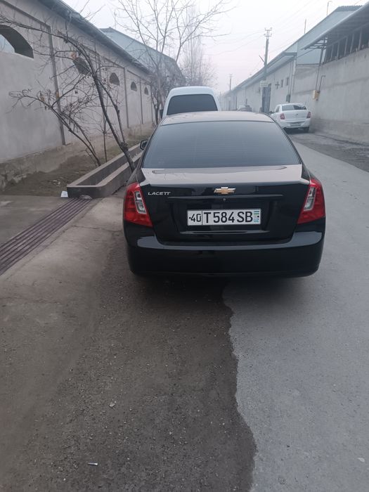 Qora Jentra at tozza