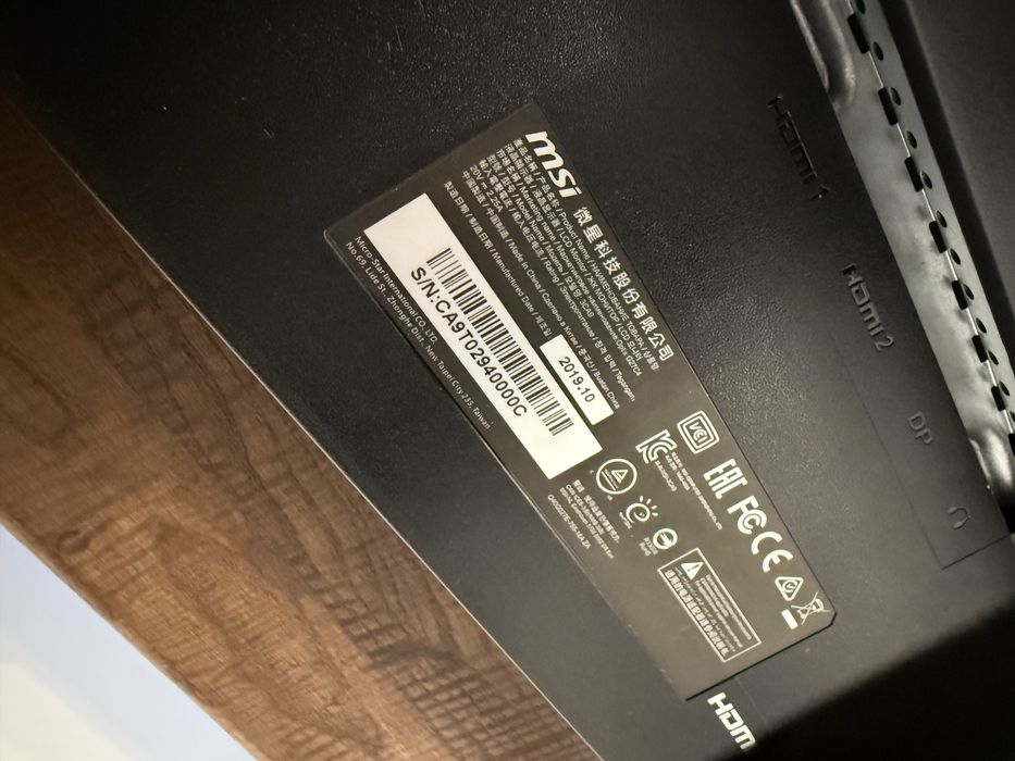 Monitor gaming MSI, ecran curbat, 1ms, 144Hz, 27 inch diagonala