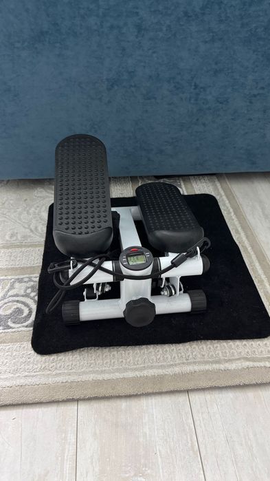 Степпер . Новый.