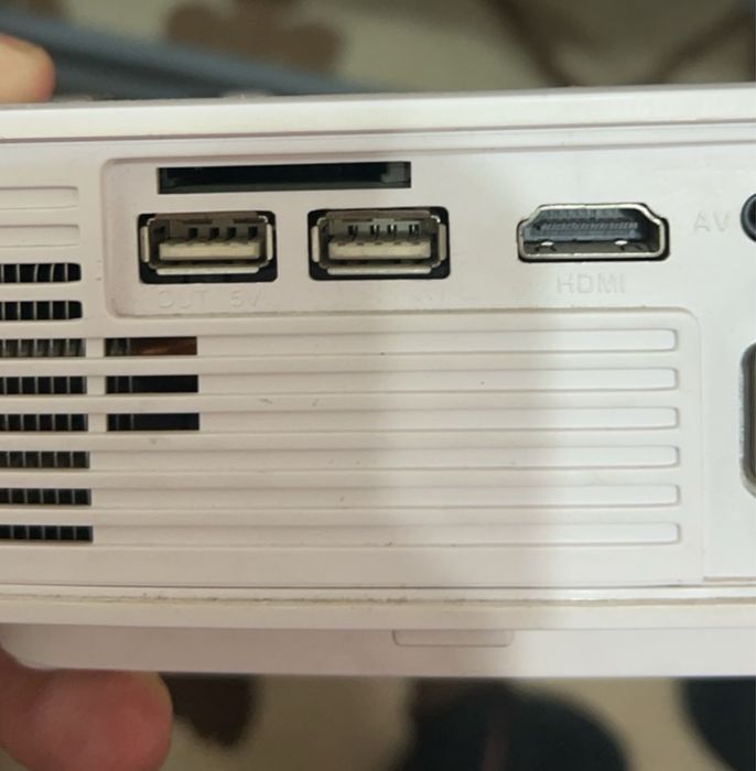 Продам проектор домашний