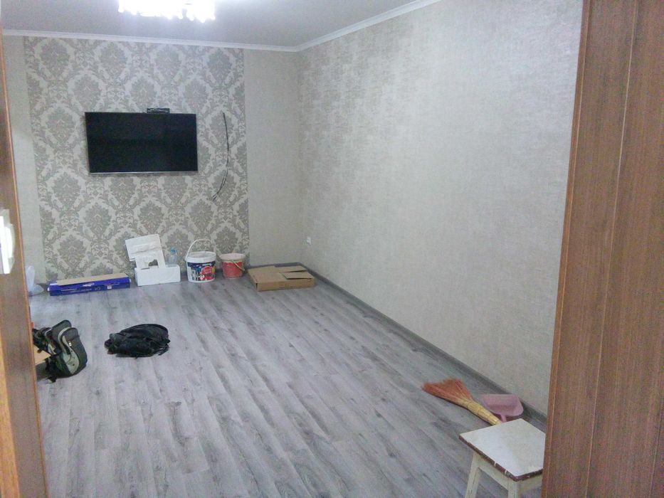 Демонтаж старых окон и дверей-отделка.