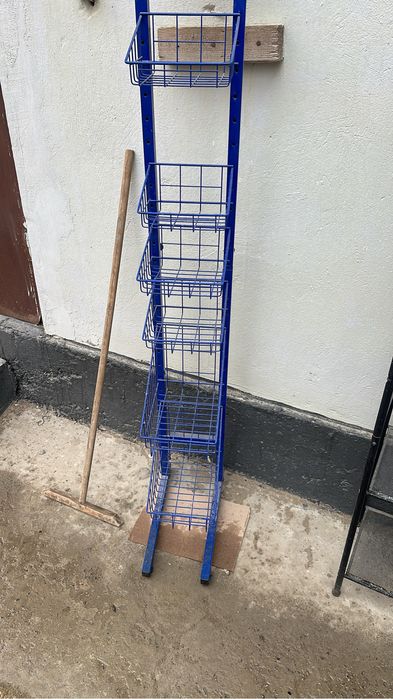 Продается полки в хорошем состоянии