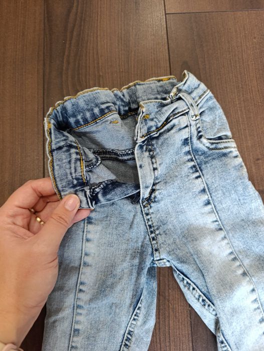 Дънки за малка госпожица