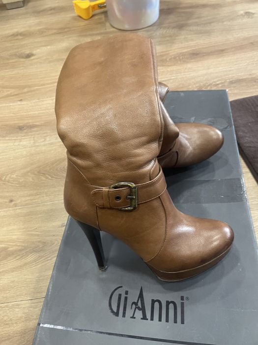 Ботуши    GiAnni