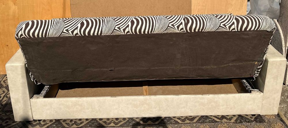 Canapea Extensibila cu Lada; Pat cu Saltea 190x110 cm