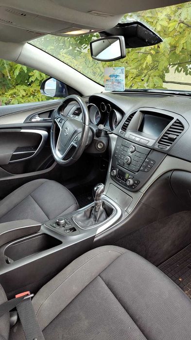 Vand Opel Insignia 2.0 DTI 110cp 2010, 5 usi, EURO 5