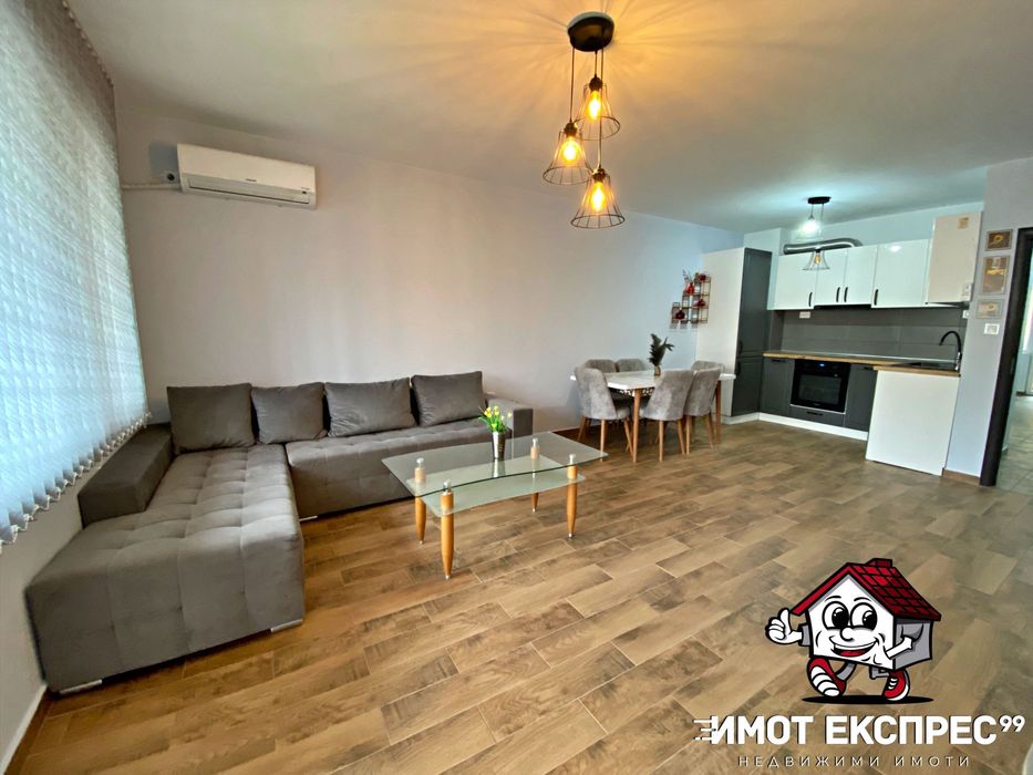 Обзаведен тристаен апартамент, под наем, до Социални грижи