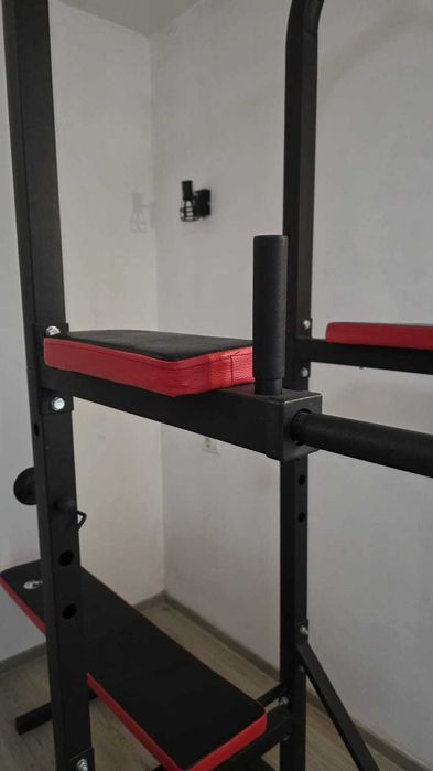 Vând aparat multifuncțional pentru exerciții – tip power tower