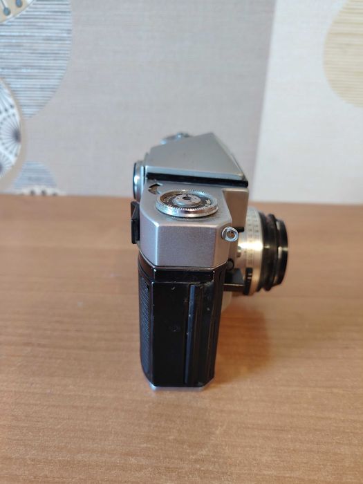 Продам фотоаппарат зенит.