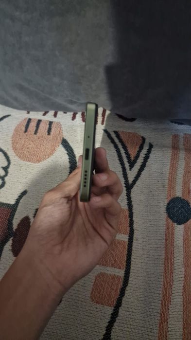 Redmi 14C с уважением