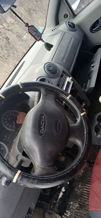 Dacia Logan Dezmembrări