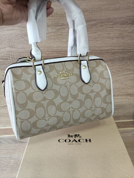 Сумка коуч бочонек