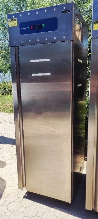 Congelator profesional inox 700 L  an 2019.