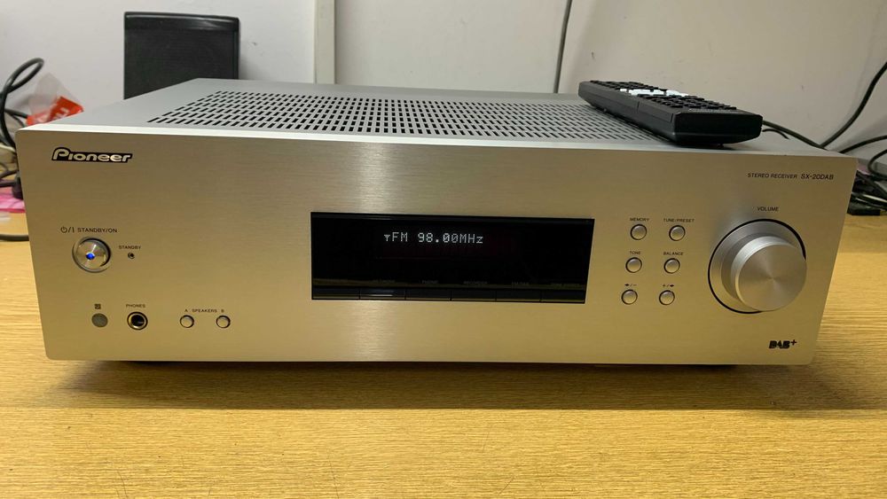 Receiver stereo Pioneer SX-20DAB+