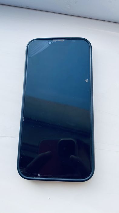 iphone13 с гаратеи