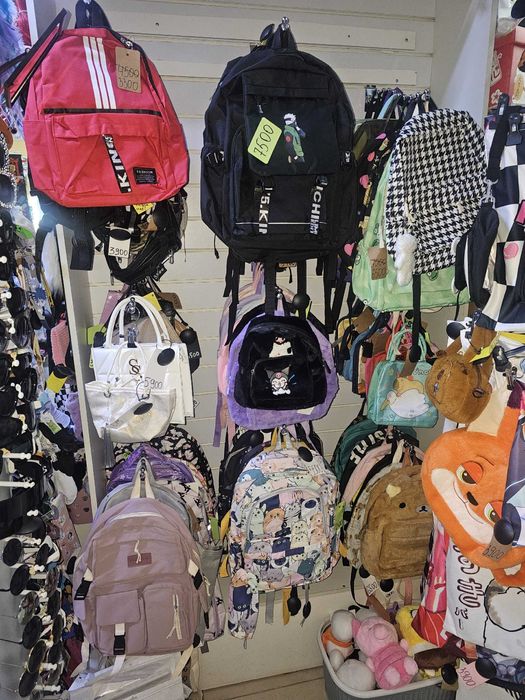 Продам новые рюкзаки, разные