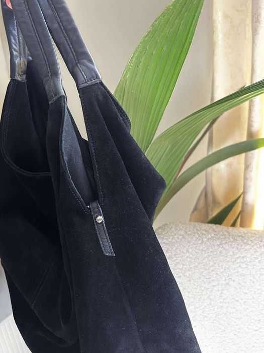 Furla Hobo голяма черна велурена чанта хобо