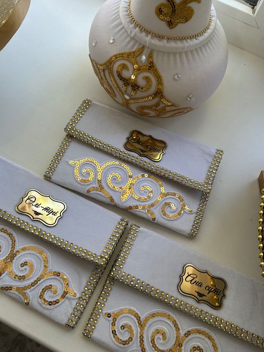 Коржын, корзина на той