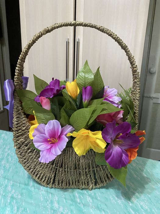 . Цветы искусственные