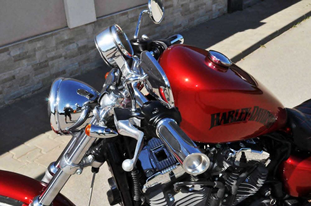 Harley Davidson Sportster XL 1200 V Seventy-Two Motocicleta