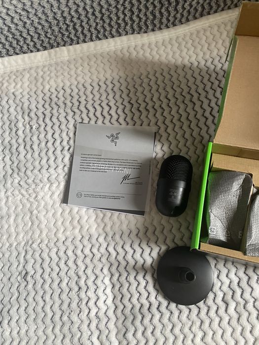 Микрофон Razer Seiren Mini