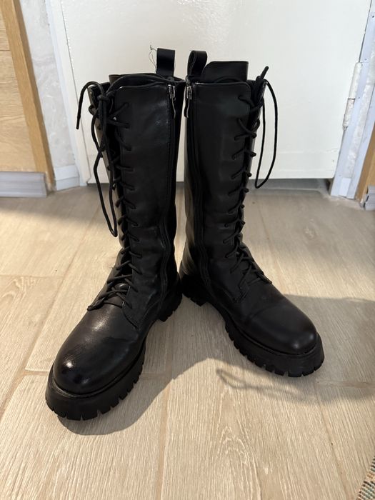 Кожаные ботинки на шнуровке