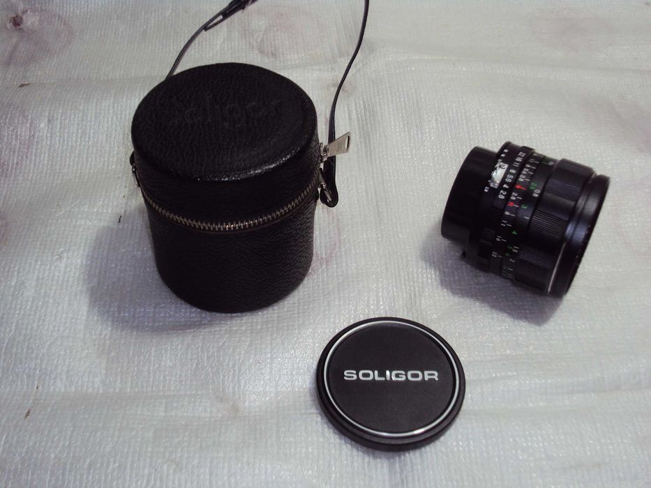 Obiectiv Soligor Wide-Auto 1:2.8 f=28mm cu toc piele