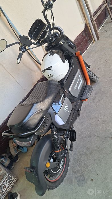 Skuter y2  elektro
